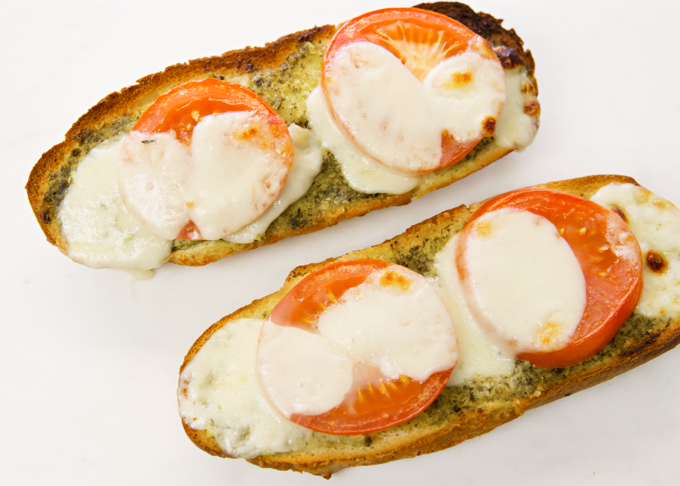 Pesto Caprese Bread