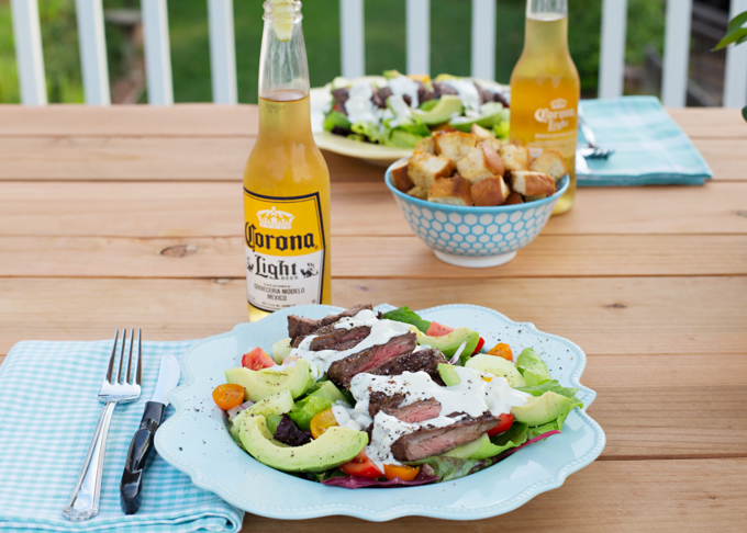 Grilled Skirt Steak w/Creamy Blue Cheese Dressing