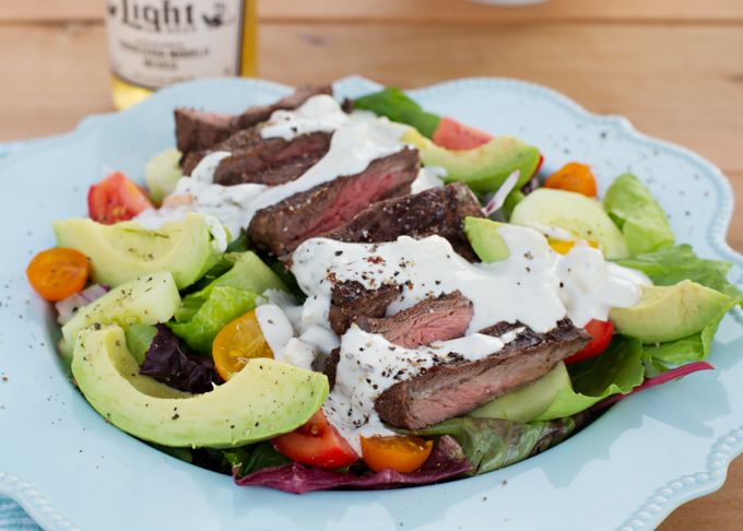 Grilled Skirt Steak w/Creamy Blue Cheese Dressing