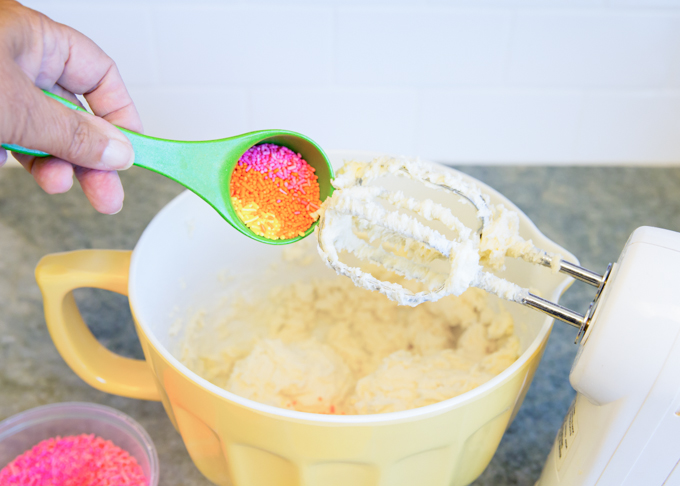 Gooey Sprinkle Cookies