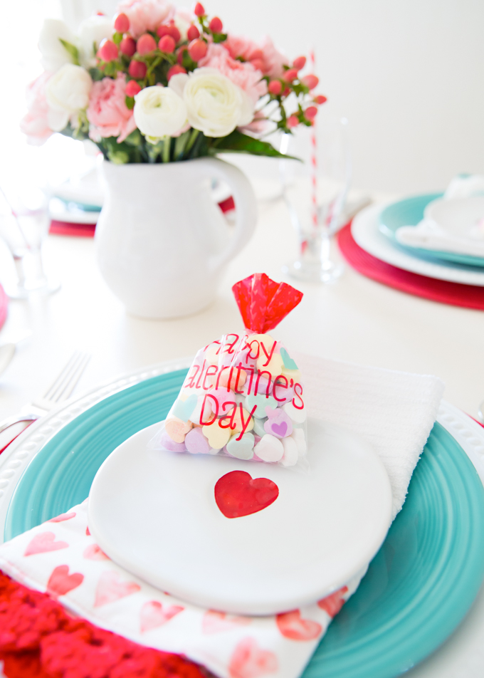 Red & Aqua Valentines Tablescape