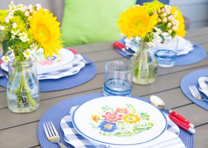 Blue Floral Outdoor Tablescape