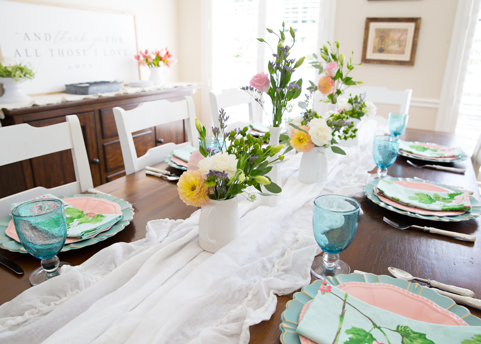 Pink & Aqua Summer Tablescape