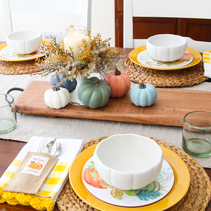 Simple Fall Tablescape