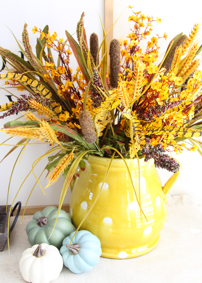 Simple Fall Tablescape