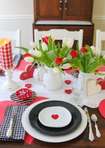 Red Heart Tablescape