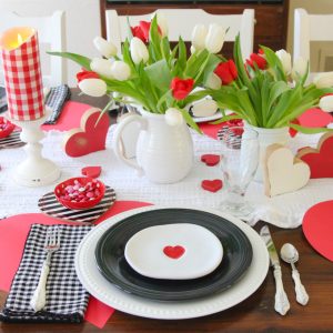 Red Heart Tablescape